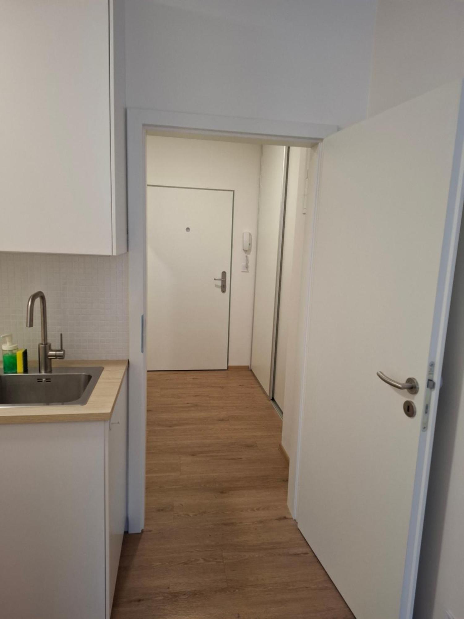 Santova Apartments Olomouc Buitenkant foto